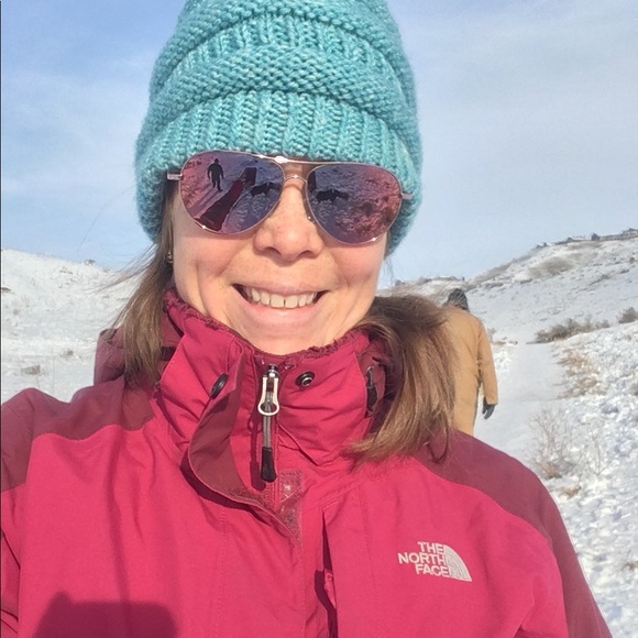 Meet Amy's Vintage & Thrift, personal closet items - Picture 2 of 6